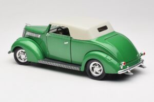 Ford Cabriolet Verde Road Signature 1:18 92239 Metal - imaginea 7 din 8