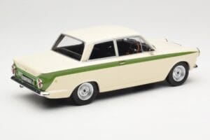 Ford Cortina Lotus White & Green Stripe MCG 1:18 MCG18434 Metal - imaginea 2 din 6