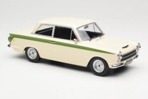 Ford Cortina Lotus White & Green Stripe MCG 1:18 MCG18434 Metal - imaginea 4 din 6