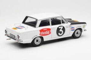 Ford Cortina Mk1 #3 P. Hughes / B. Young African Safari Rally 1964 AUTOart 1:18 86428 Metal - imaginea 3 din 8