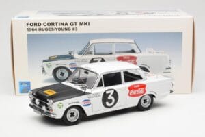 Ford Cortina Mk1 #3 P. Hughes / B. Young African Safari Rally 1964 AUTOart 1:18 86428 Metal - imaginea 8 din 8