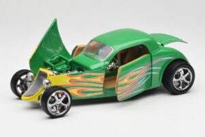 Ford Coupe Verde cu Foc Road Signature 1:18 30109 Metal - imaginea 2 din 8