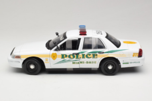 Ford Crown Victoria Police Interceptor CSI Miami GreenLight 1:18 13514 Metal - imaginea 3 din 6