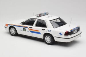 Ford Crown Victoria RCMP Police Car AUTOart 1:18 72706 Metal - imaginea 7 din 8