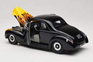 Ford Deluxe Hot Rod Negru Universal Hobbies 1:18 6002 Metal - imaginea 5 din 8