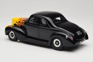 Ford Deluxe Hot Rod Negru Universal Hobbies 1:18 6002 Metal - imaginea 7 din 8