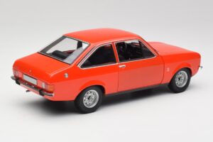 Ford Escort Mk2 Signal Orange Minichamps 1:18 150084100 Metal - imaginea 3 din 8