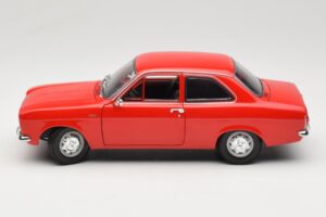 Ford Escort Mk1 Street Roșu Minichamps 1:18 100081001 Metal - imaginea 4 din 8