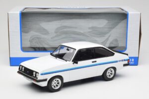 Ford Escort Mk2 RS 2000 Alb MCG 1:18 MCG18439 Metal - imaginea 6 din 6