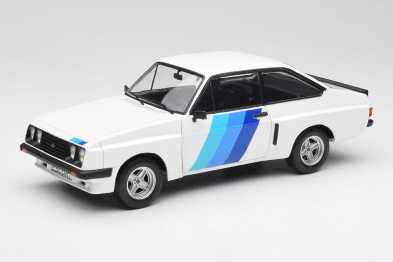 Ford Escort Mk2 RS 2000 X-Pack Diamond Alb & Albastru Decor MCG 1:18 MCG18351 Metal