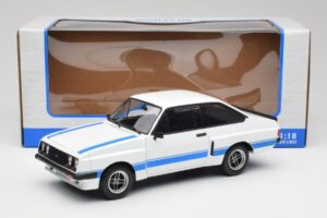 Ford Escort Mk2 RS 2000 X-Pack Diamond Alb & Albastru Stripe MCG 1:18 MCG18350 Metal - imaginea 6 din 6
