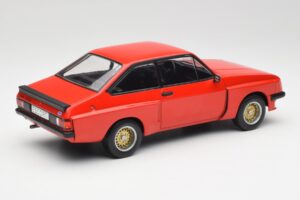 Ford Escort Mk2 RS 2000 X-Pack Monaco Roșu MCG 1:18 MCG18352 Metal - imaginea 2 din 6