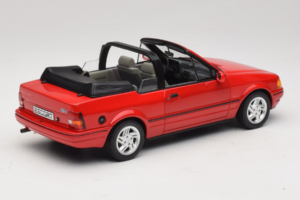 Ford Escort Mk4 XR3i Cabriolet Flamenco Red Otto 1:18 OT1254 Rășină - imaginea 2 din 6
