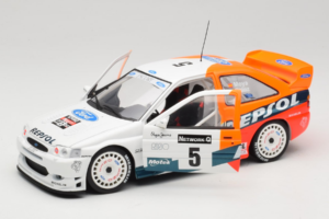 Ford Escort RS Cosworth Repsol #5 C. Sainz / L. Moya RAC Rally 1997 UT Models 1:18 39750 Metal - imaginea 2 din 8