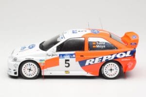 Ford Escort WRC #5 C. Sainz / L. Moya Winner Acropolis Rally 1997 IXO 1:18 18RMC172A Metal - imaginea 3 din 6