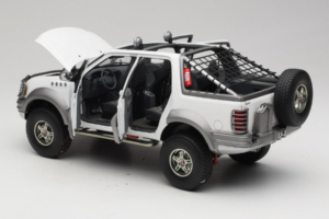 Ford Expedition Himalaya White AUTOart 1:18 72781 Metal - imaginea 5 din 8
