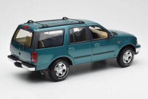 Ford Expedition XLT Verde Metalic UT Models 1:18 22717 Metal - imaginea 3 din 8