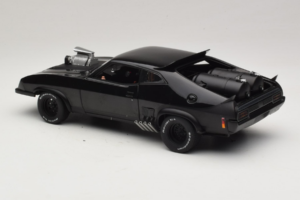 Ford Falcon XB Interceptor Mad Max 2 The Road Warrior AUTOart 1:18 72745 Metal - imaginea 7 din 8