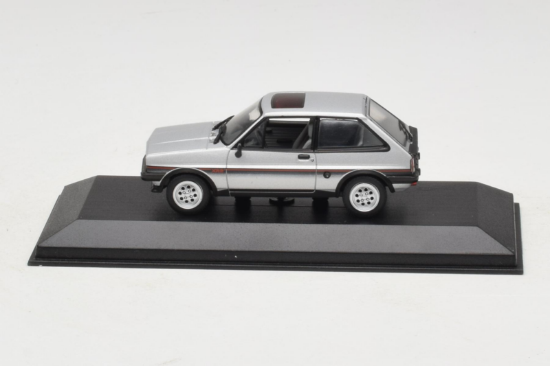 Ford Fiesta XR2 Argintiu Minichamps 1:43 400085160 Metal