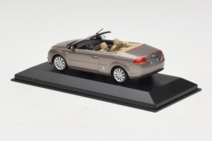 Ford Focus Mk2 CC Gri Minichamps 1:43 FORD005 Metal - imaginea 3 din 4