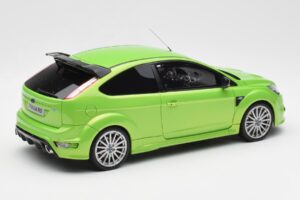 Ford Focus RS Mk2 Verde Otto 1:18 OT381 Rășină - imaginea 2 din 6