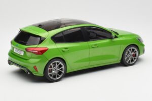 Ford Focus ST Mk4 Verde MCG 1:18 MCG18452 Metal - imaginea 2 din 6