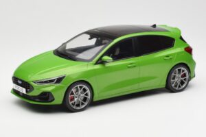 Ford Focus ST Mk4 Verde MCG 1:18 MCG18452 Metal