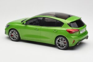 Ford Focus ST Mk4 Verde MCG 1:18 MCG18452 Metal - imaginea 5 din 6