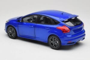 Ford Focus ST Mk2 Blue Metallic Minichamps 1:18 110082001 Metal - imaginea 7 din 8