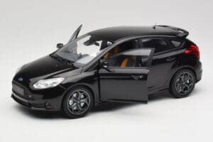 Ford Focus ST Mk2 Panther Black Metallic Minichamps 1:18 110082000 Metal - imaginea 2 din 8