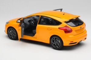 Ford Focus ST Mk2 Tangerine Scream Minichamps 1:18 110082005 Metal - imaginea 5 din 8