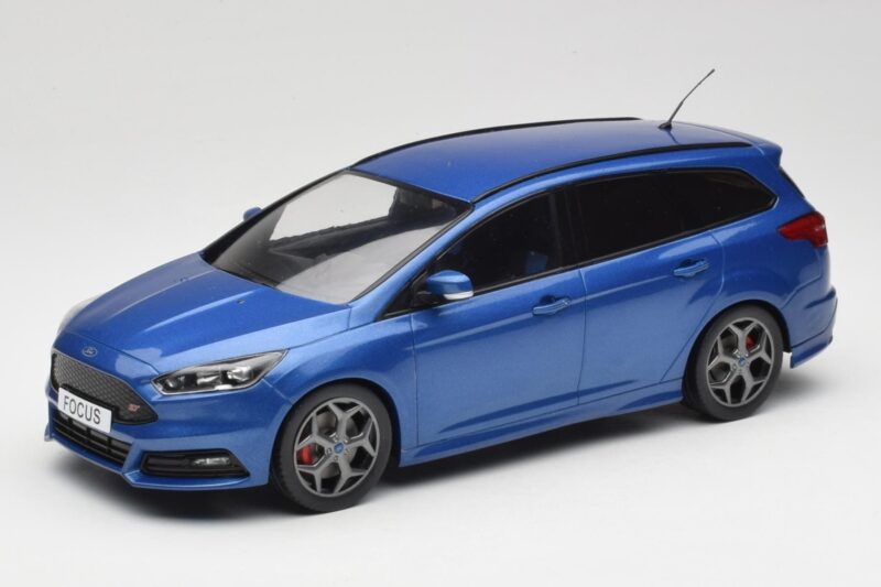 Ford Focus ST Turnier Mk3 Albastru MCG 1:18 MCG18465 Metal