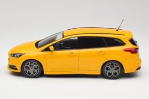 Ford Focus ST Turnier Mk3 Galben MCG 1:18 MCG18464 Metal - imaginea 3 din 6