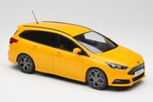 Ford Focus ST Turnier Mk3 Galben MCG 1:18 MCG18464 Metal - imaginea 4 din 6