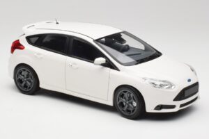 Ford Focus ST Mk2 Alb Minichamps 1:18 110082004 Metal - imaginea 6 din 8