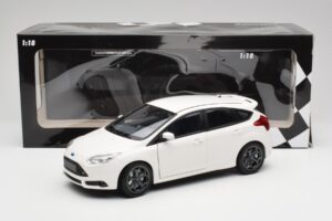 Ford Focus ST Mk2 Alb Minichamps 1:18 110082004 Metal - imaginea 8 din 8