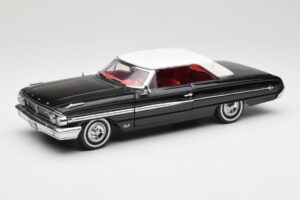 Ford Galaxie 500 Negru Sun Star 1:18 1442 Metal