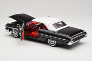 Ford Galaxie 500 Negru Sun Star 1:18 1442 Metal - imaginea 5 din 8