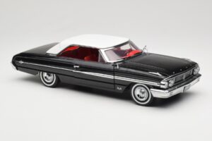 Ford Galaxie 500 Negru Sun Star 1:18 1442 Metal - imaginea 6 din 8