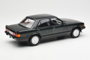 Ford Granada Mk2 2.8 Injection Verde Închis MCG 1:18 MCG18263 Metal - imaginea 2 din 6