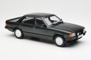 Ford Granada Mk2 2.8 Injection Verde Închis MCG 1:18 MCG18263 Metal - imaginea 4 din 6