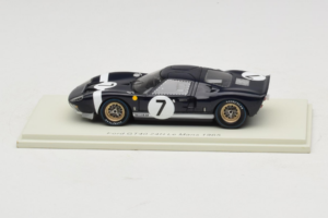 Ford GT40 Mk I #7 B. Bondurant / U. Maglioli 24 Hours of Le Mans 1965 Spark 1:43 S4536 Rășină