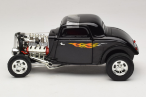 Ford Hot Rod Negru Rydell High Grease ERTL 1:18 36602 Metal - imaginea 3 din 6
