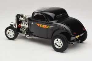 Ford Hot Rod Negru Rydell High Grease ERTL 1:18 36602 Metal - imaginea 5 din 6