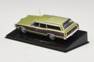 Ford LTD Country Squire Green Bronze IXO 1:43 CLC608N Metal - imaginea 3 din 5