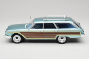 Ford Country Squire Albastru MCG 1:18 MCG18049 Metal - imaginea 3 din 6