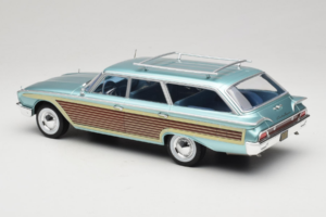 Ford Country Squire Albastru MCG 1:18 MCG18049 Metal - imaginea 5 din 6