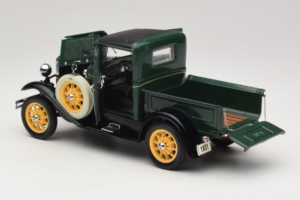 Ford Model A Pickup Valley Green Motor City 1:18 40003 Metal - imaginea 5 din 8