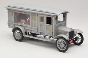 Ford Model T Dric Sculptat Ornamentat Precision Miniatures 1:18 PMSC-07G Metal - imaginea 6 din 8