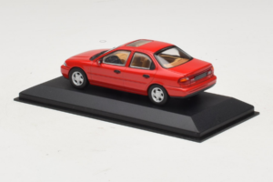 Ford Mondeo Mk1 Sedan Roșu Minichamps 1:43 82000 Metal - imaginea 3 din 4